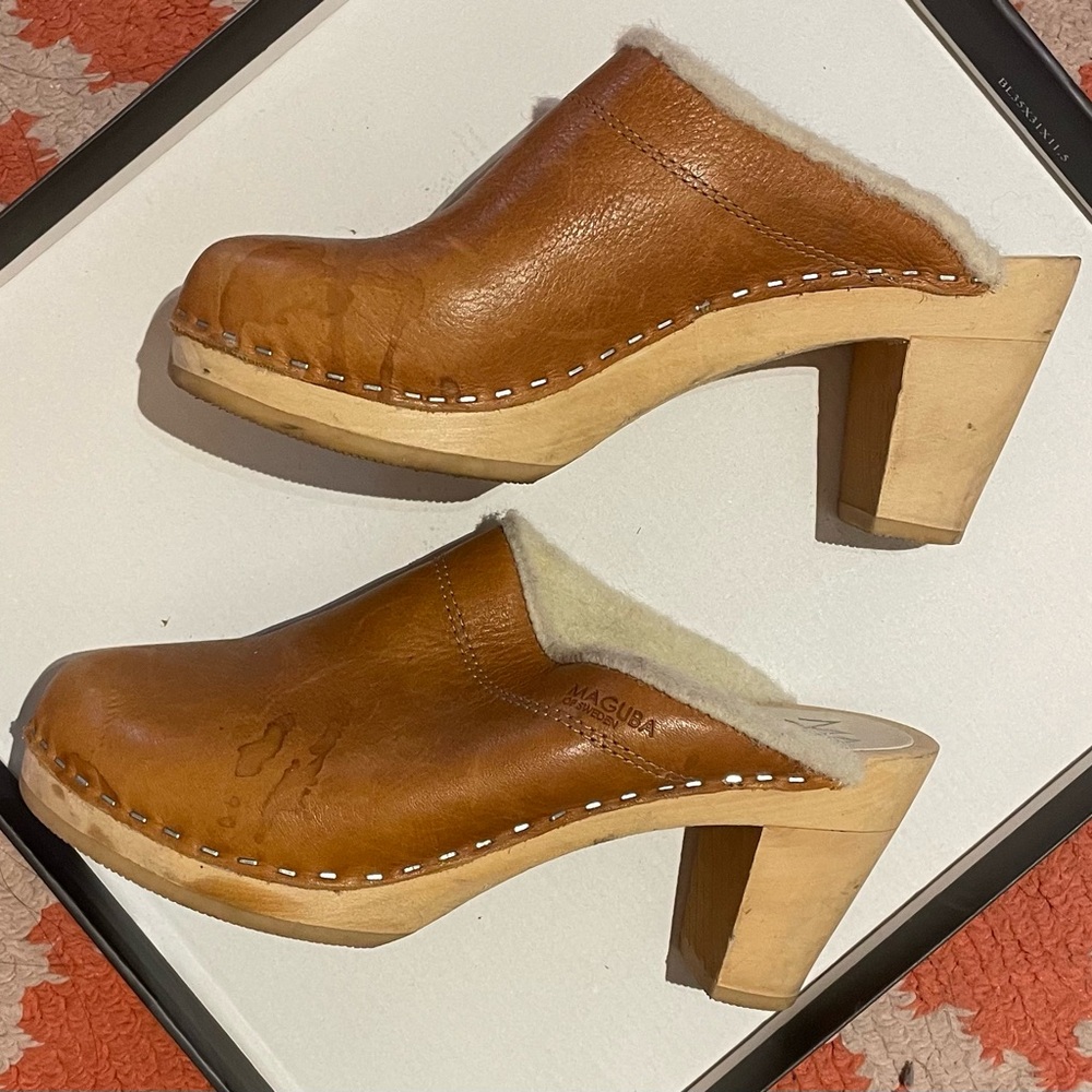 Maguba “Oslo” Wooden & Leather Clogs – Size 38